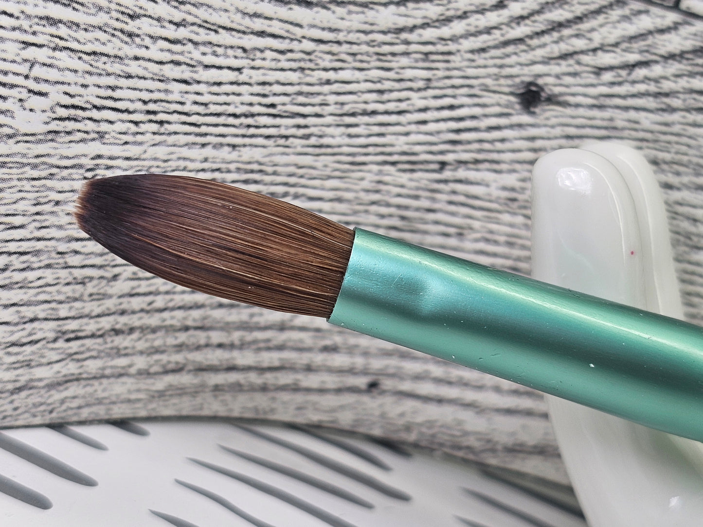 KN 100% KOLINSKY ACRYLIC BRUSH