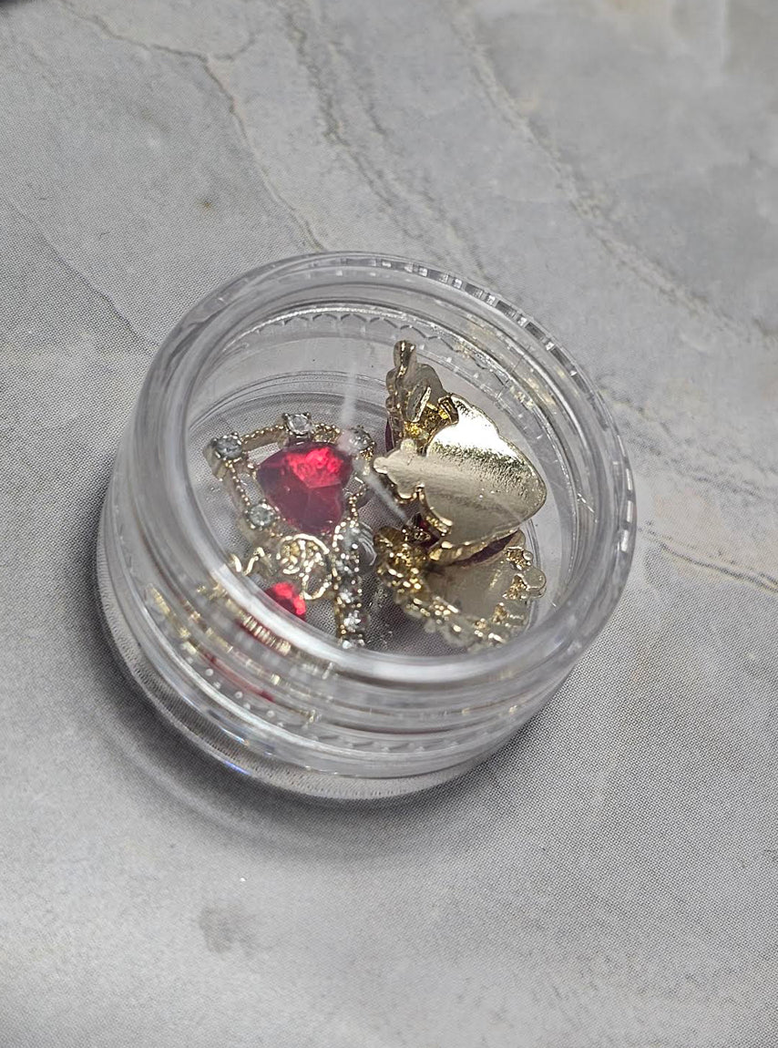 HEART CHAMS//CORAZONES